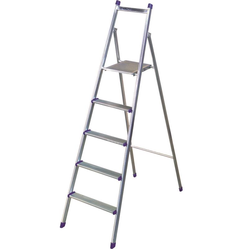 METALLIC STEPLADDER